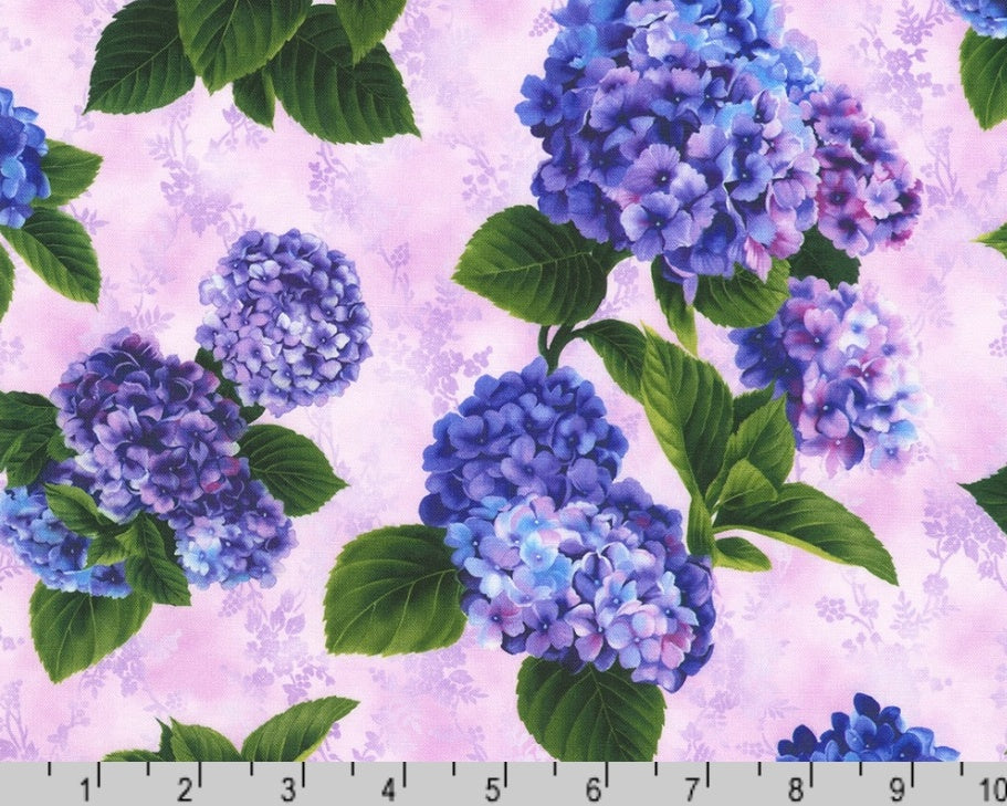 Hydrangea Grace - Hydrangeas Lavender from Robert Kaufman Fabrics